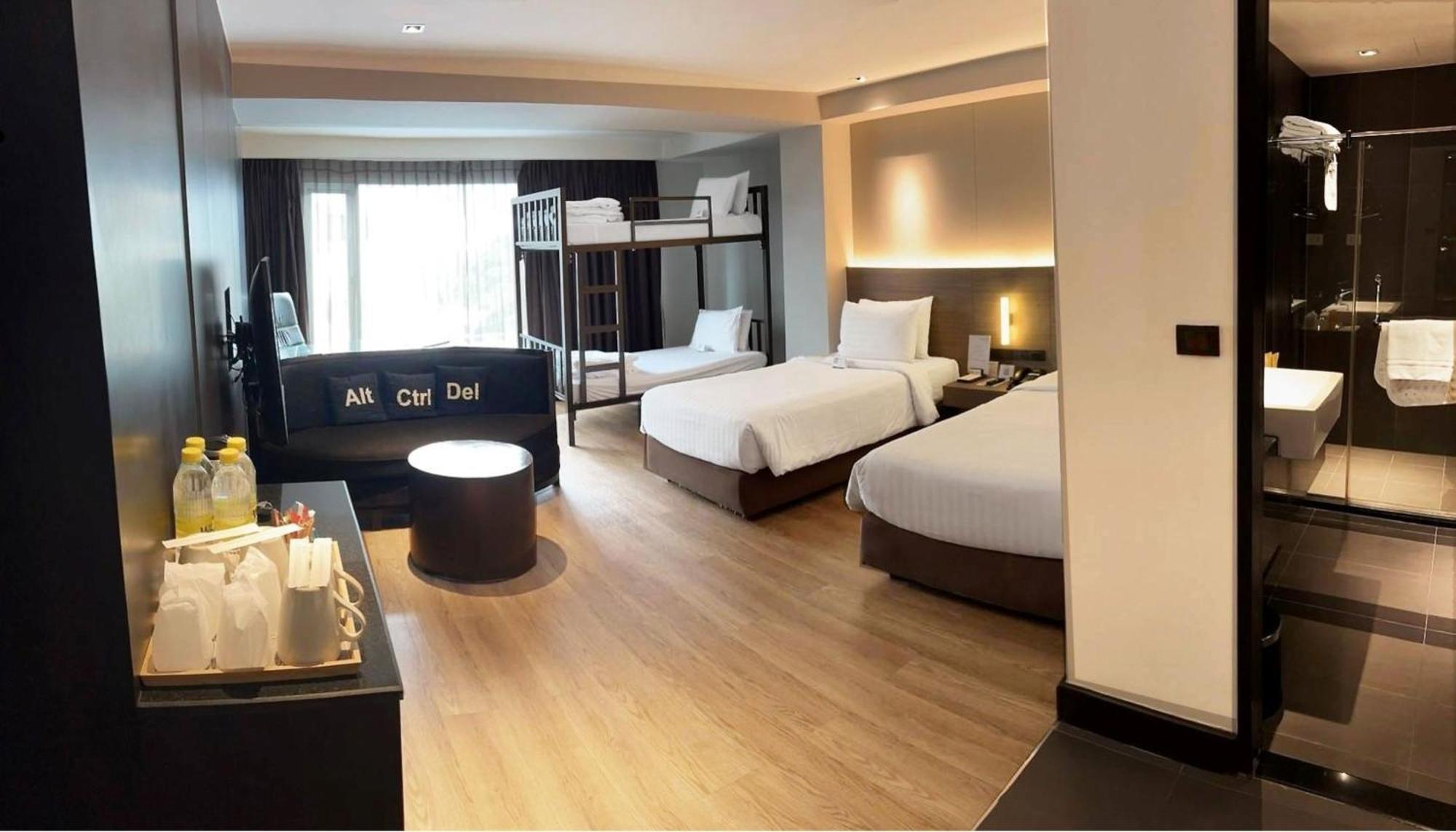 Golden Tulip Mandison Hotel 4*
